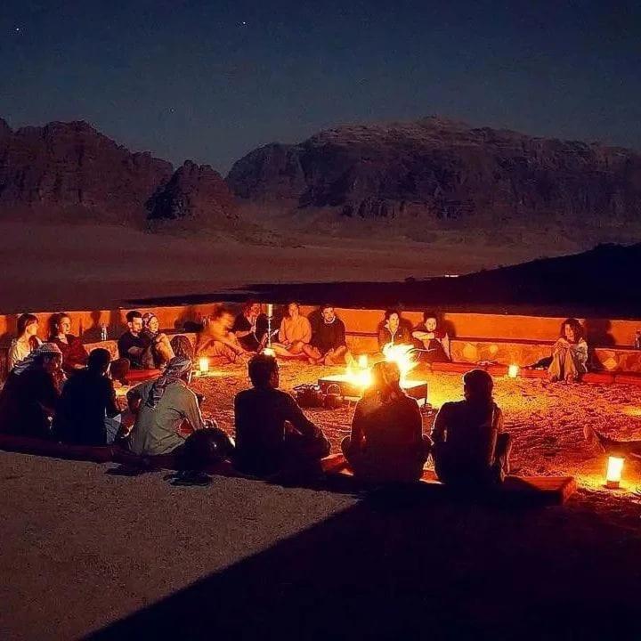 Bedouin Family Camp Hotel Wadi Rum Ngoại thất bức ảnh