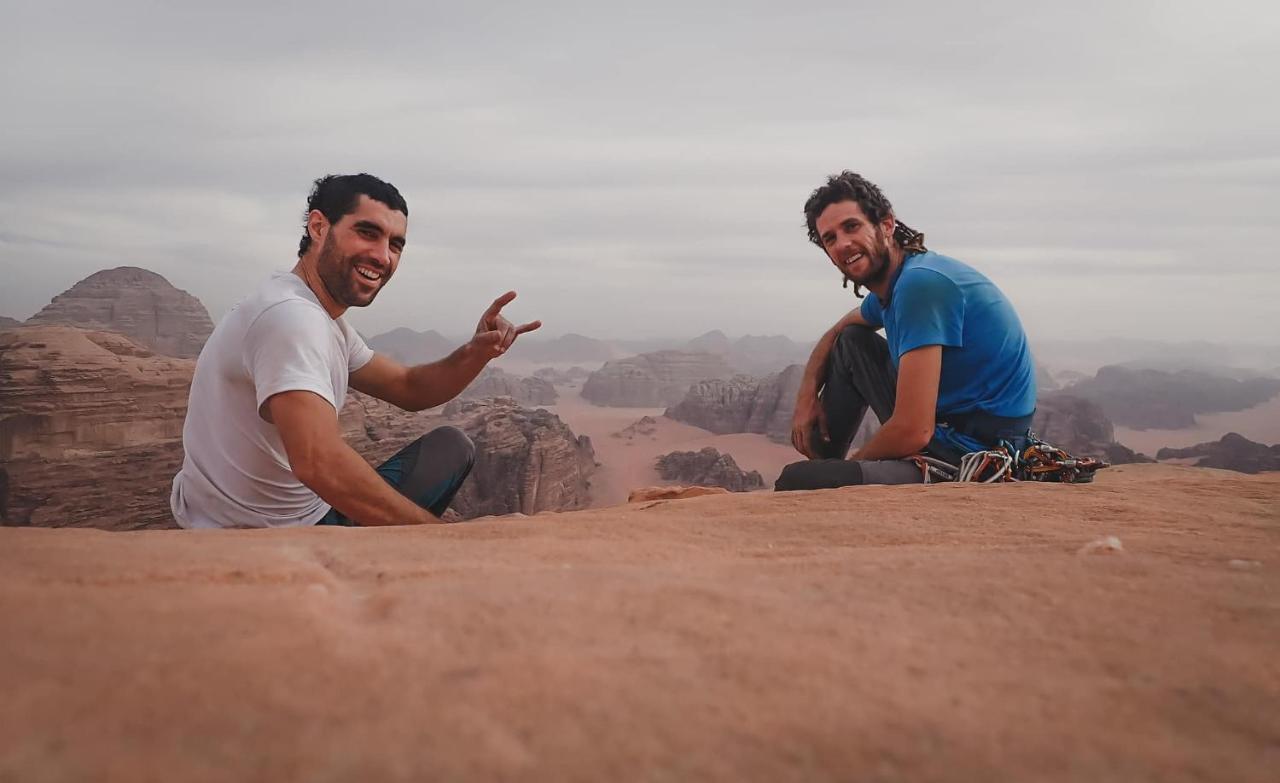 Bedouin Family Camp Hotel Wadi Rum Ngoại thất bức ảnh