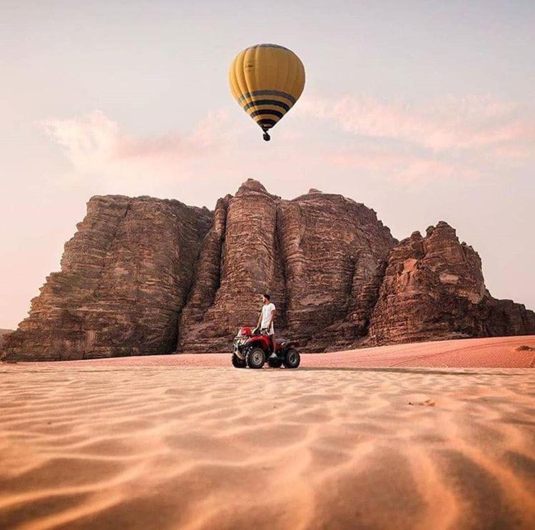 Bedouin Family Camp Hotel Wadi Rum Ngoại thất bức ảnh